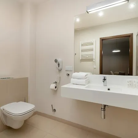 شقة Baltic Park - Z Balkonem I Parkingiem By Renters سفينويتشي