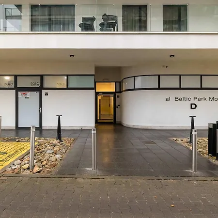 Baltic Park - Z Balkonem I Parkingiem By Renters