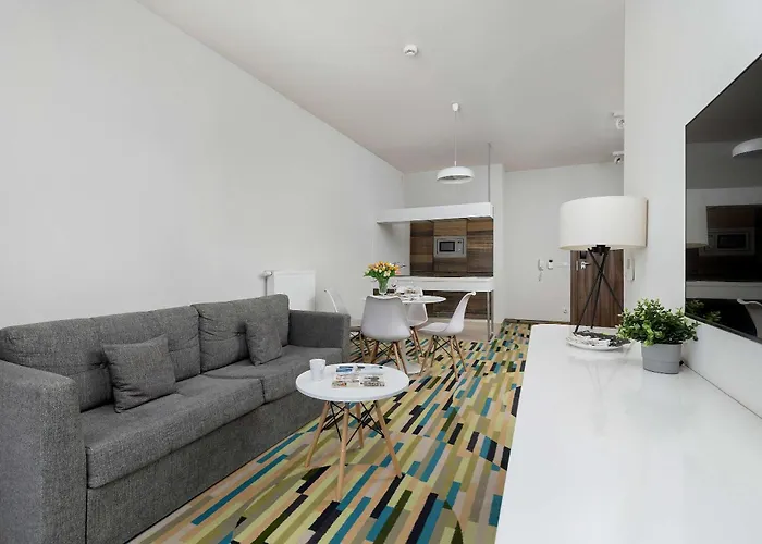 Baltic Park - Z Balkonem I Parkingiem By Renters Apartamento Świnoujście